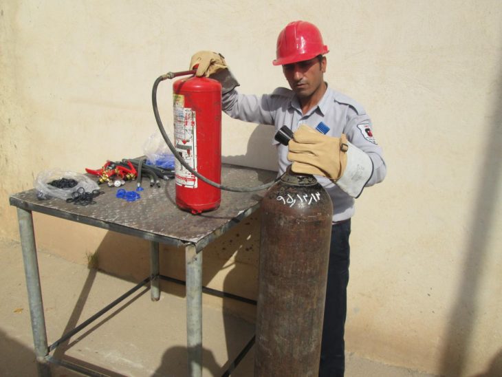 مسئول سازمان آتش نشانی شهرداری مسجدسلیمان: خدمات شارژ انواع کپسولها توسط سازمان آتش نشانی انجام می گردد