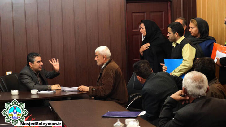 هم اکنون / ملاقات مردمی دکتر شعبانی شهردار مسجدسلیمان با شهروندان