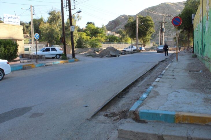 عملیات تعریض خیابان کوی نفتخیز توسط شهرداری مسجدسلیمان