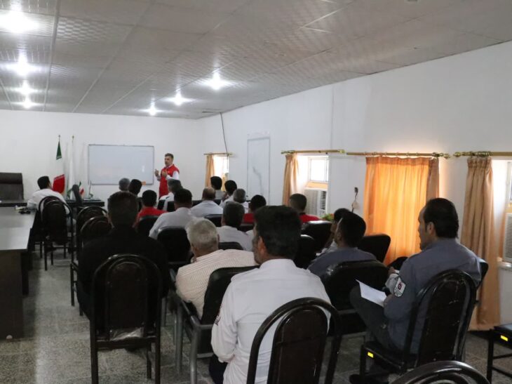 برگزاری کلاس و دوره های آموزش ایمنی و آتش نشانی با حضور اساتید مجرب کشوری برای نیروهای آتش نشانی شهرداری مسجدسلیمان