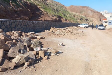 عملیات احداث دیوار حائل کوی شهید غفاری رو به اتمام است